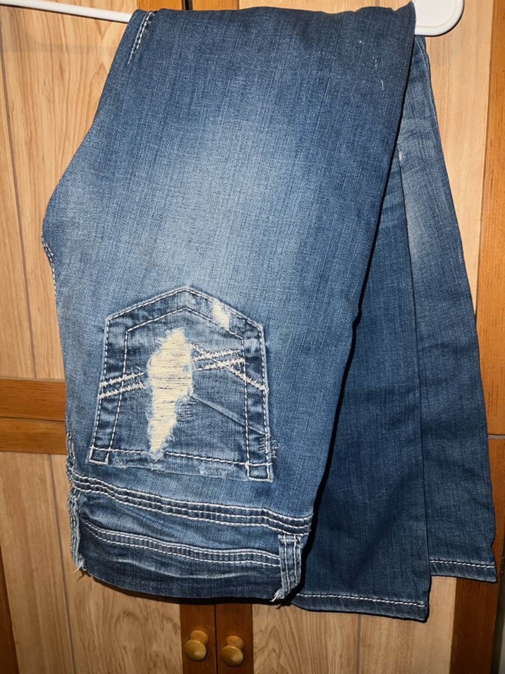 BKE Women's Straight Leg Jeans - Blue with Distressed Pocket
